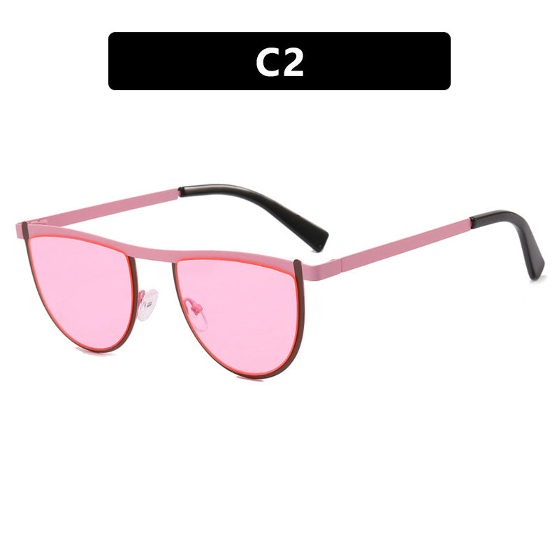 Women's elegant sunglasses with modern design and UV protection Stornfield
