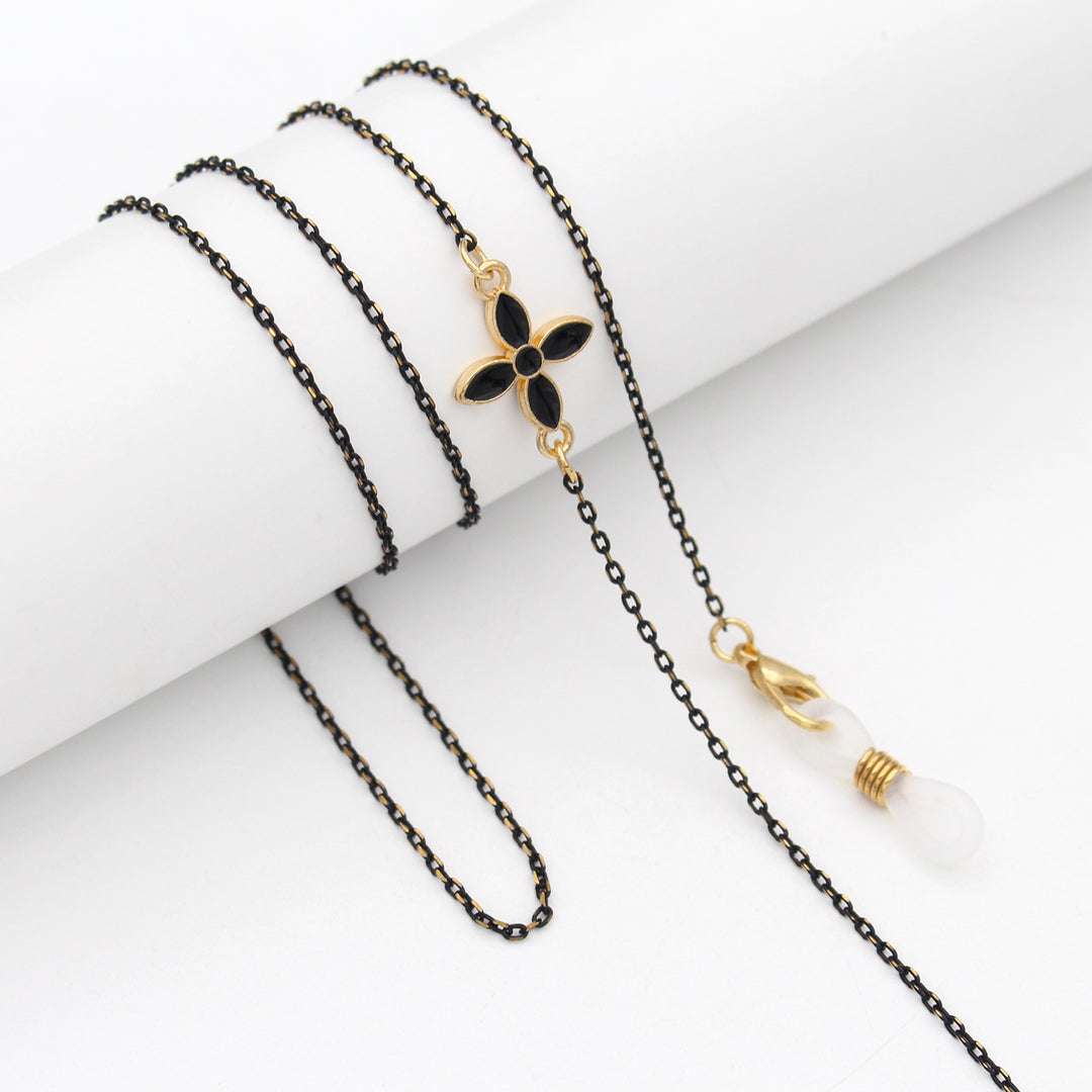 Elegant Pearl-Accented Eyewear Retainer Chain Stornfield