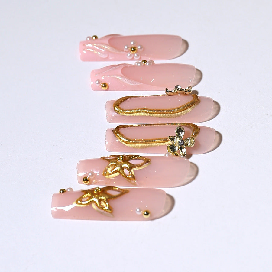 Elegant Artificial Nail Tips with Gold Accents Stornfield