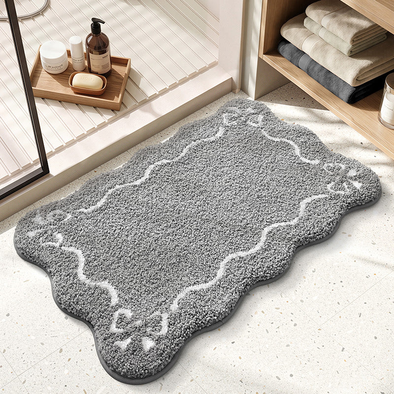 Plush Scalloped Edge Bathroom Mat