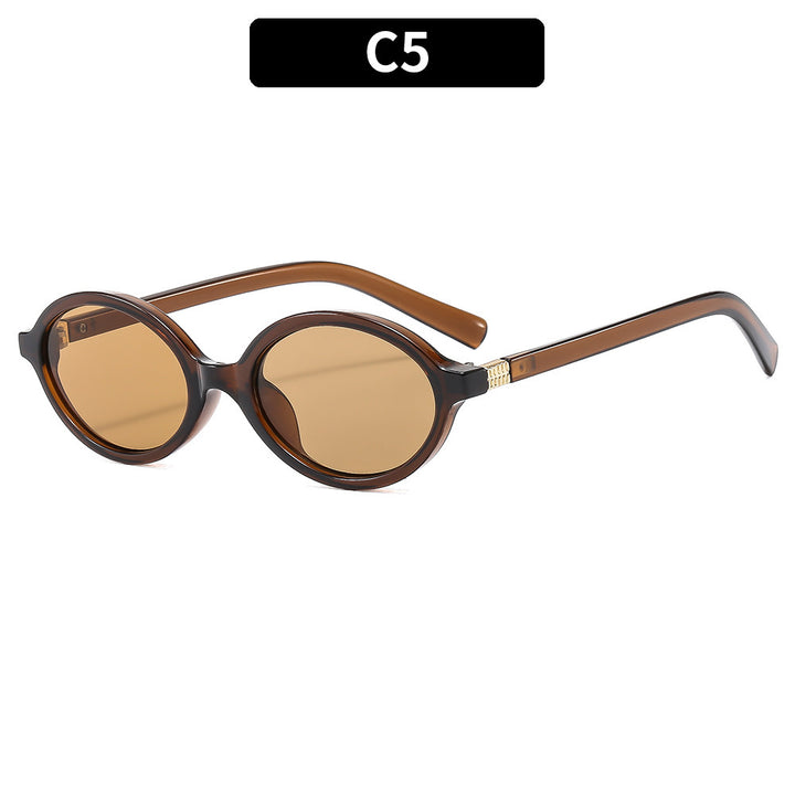 Elegant Vintage-Inspired Round Sunglasses Stornfield