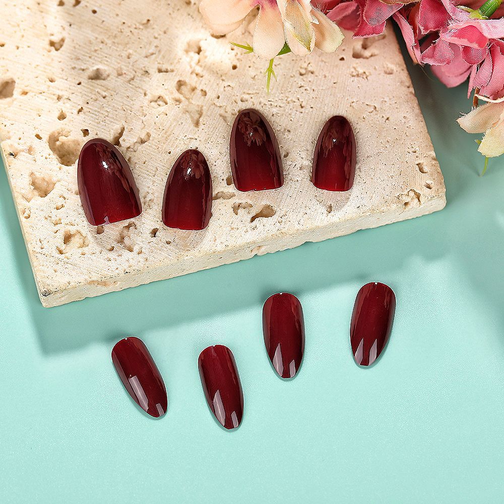 Acrylic nails with elegant almond shape Stornfield