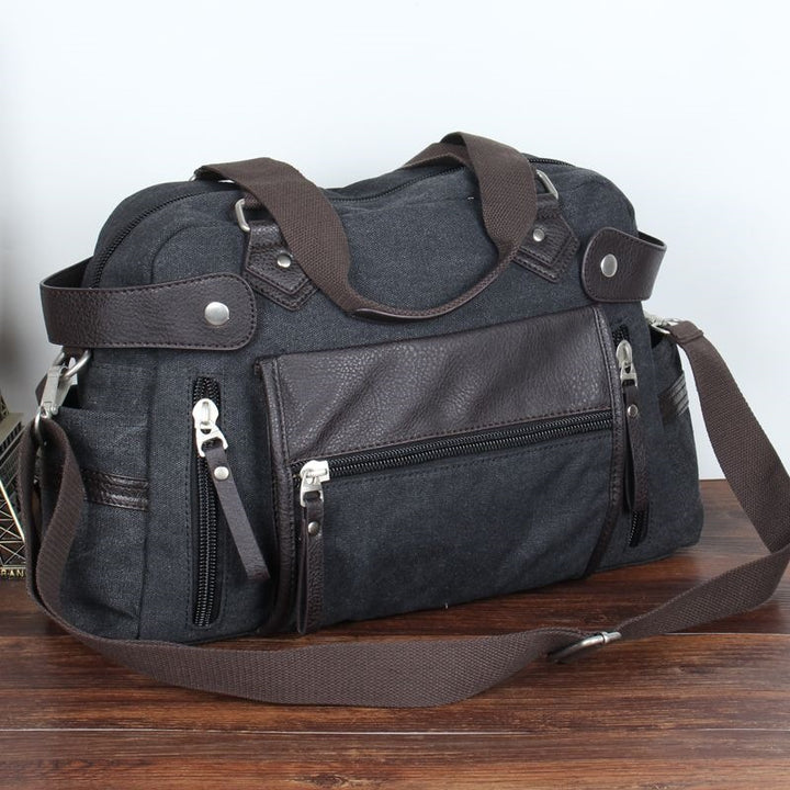 Shoulder bag with multiple compartments and comfortable carrying system Stornfield