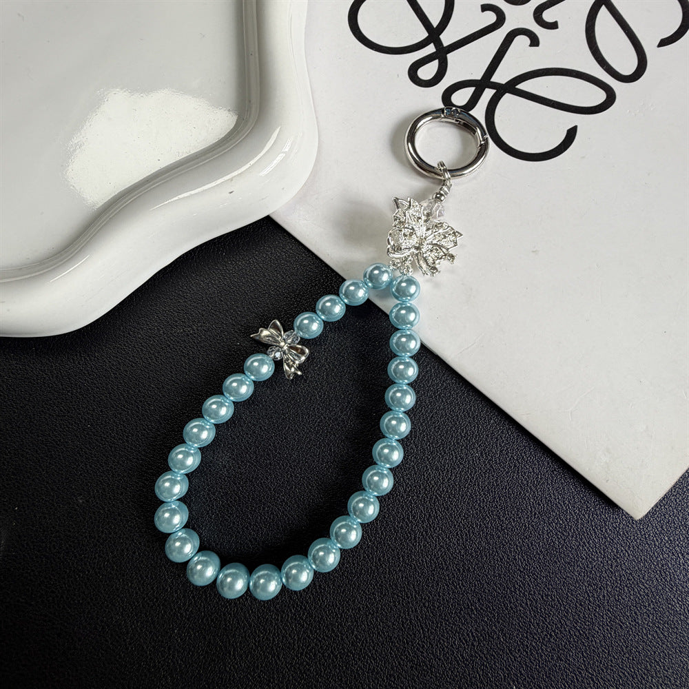 Elegant Pearl Keychain Holder Stornfield
