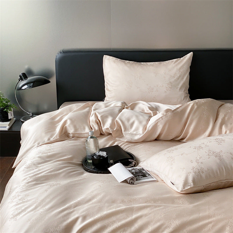 Luxurious satin bedding set with jacquard leopard pattern and silky-matte finish