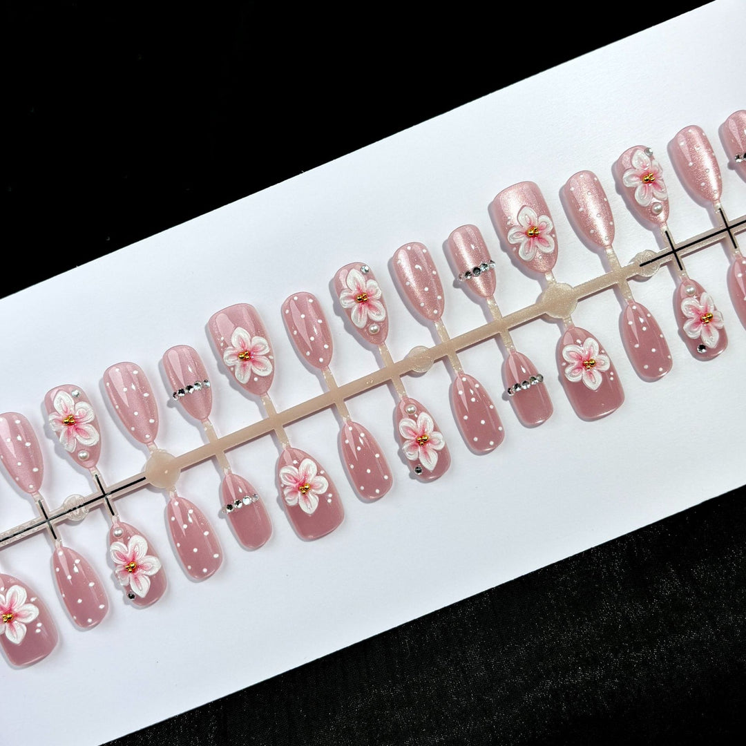 Decorative Floral Press-On Nail Set 1790746157