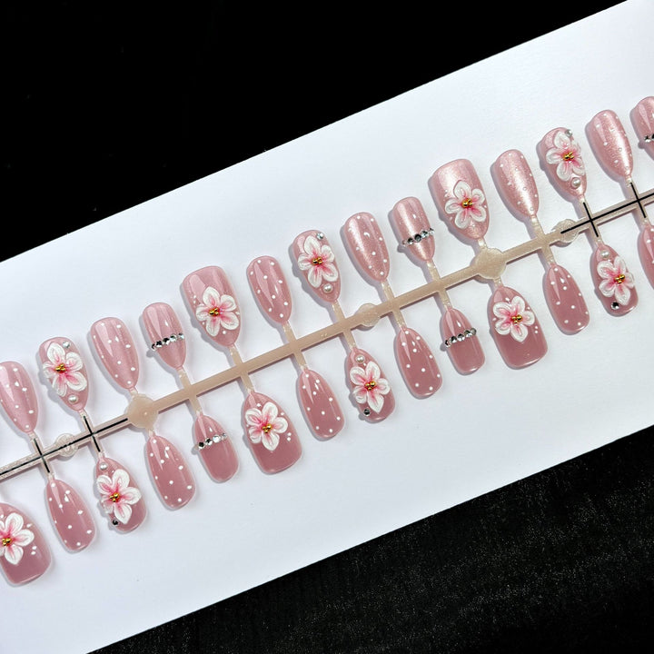 Decorative Floral Press-On Nail Set 1790746157