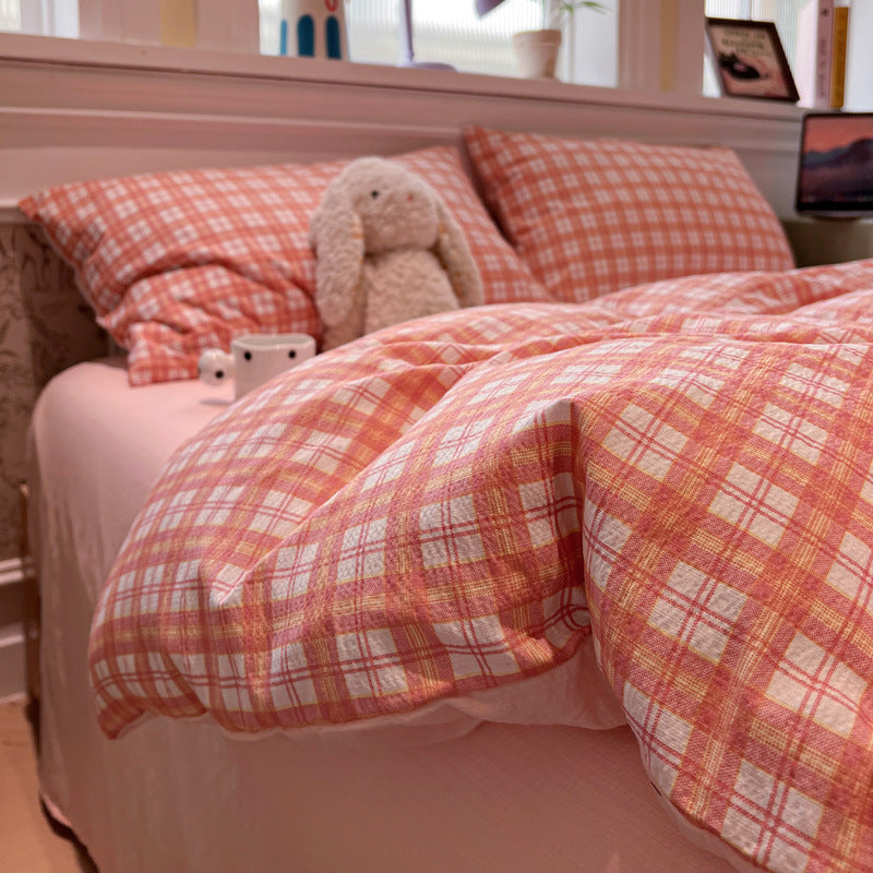 Cozy Checkered Duvet Cover Set