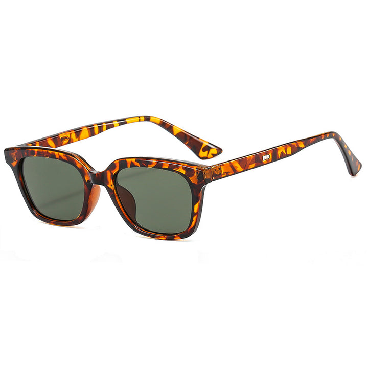 Ladies trendy sunglasses with wide, square frame Stornfield