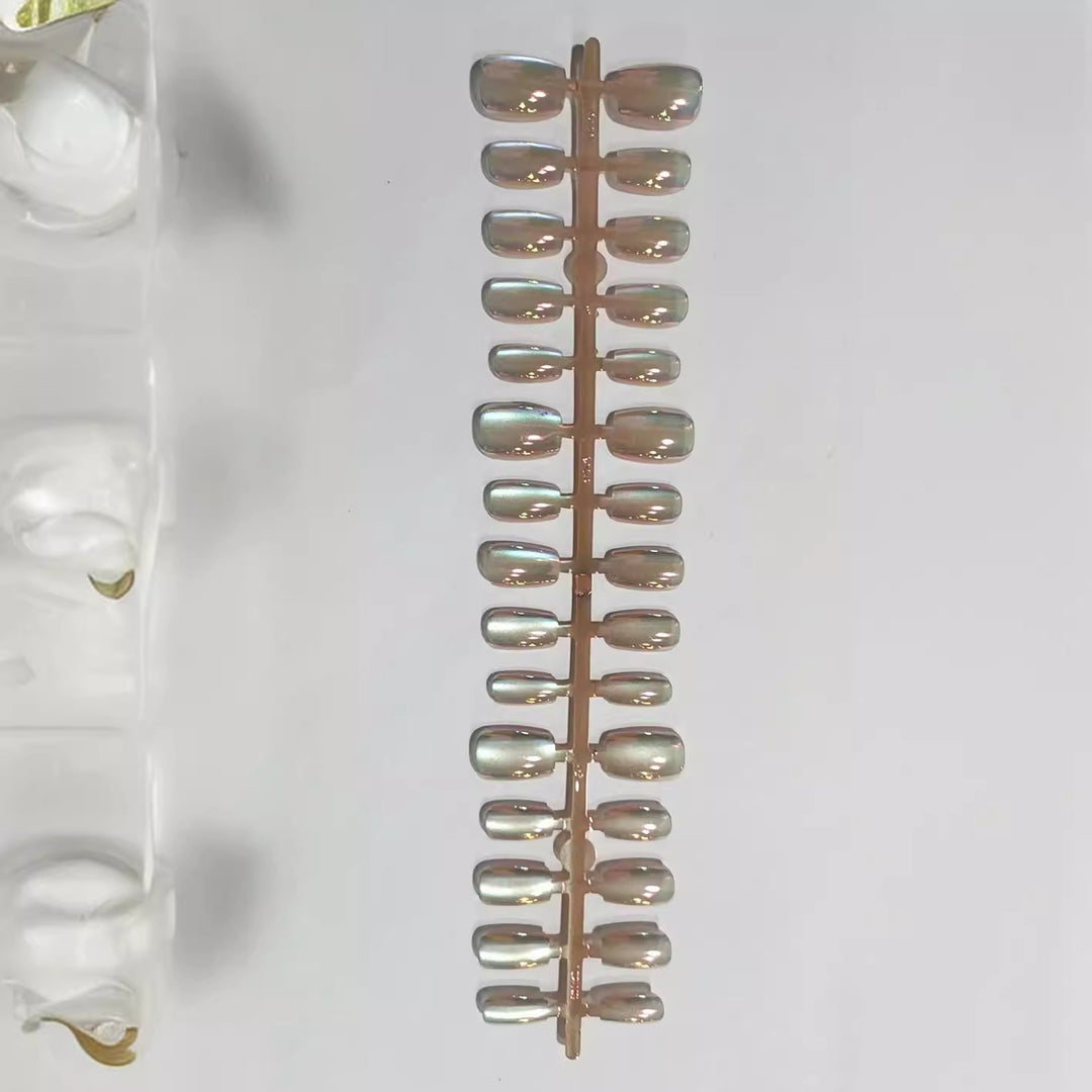 Iridescent Press-On Nail Tips Stornfield