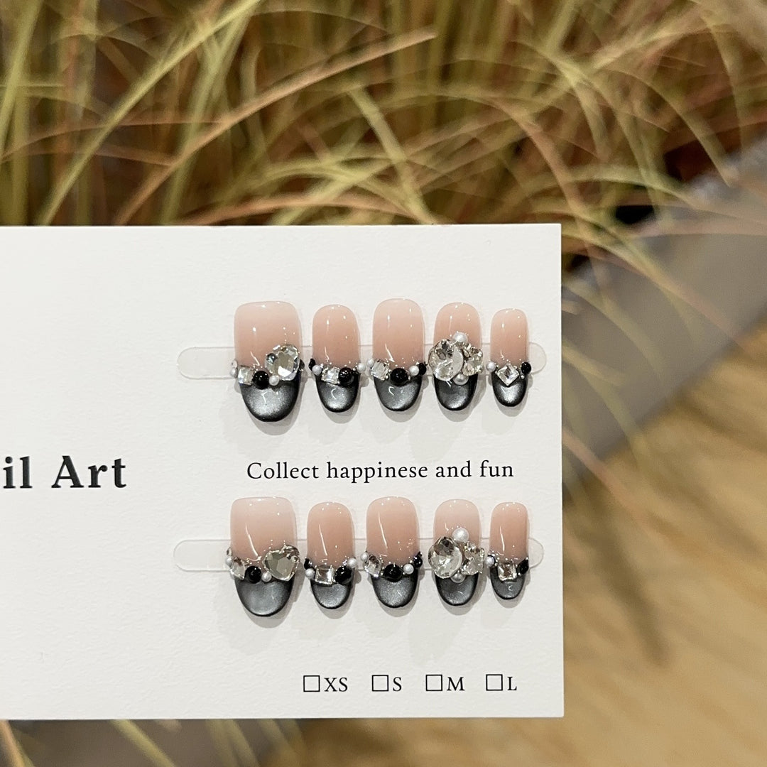 Elegant Rhinestone-Accented Press-On Nail Art Set
