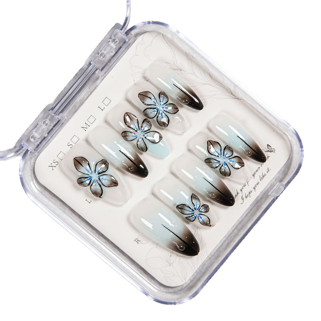 Decorative Floral Press-On Nails