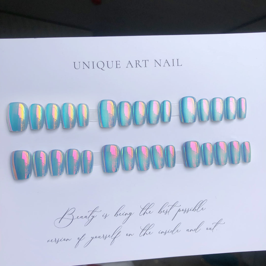 Iridescent Nail Art Press-On Kit