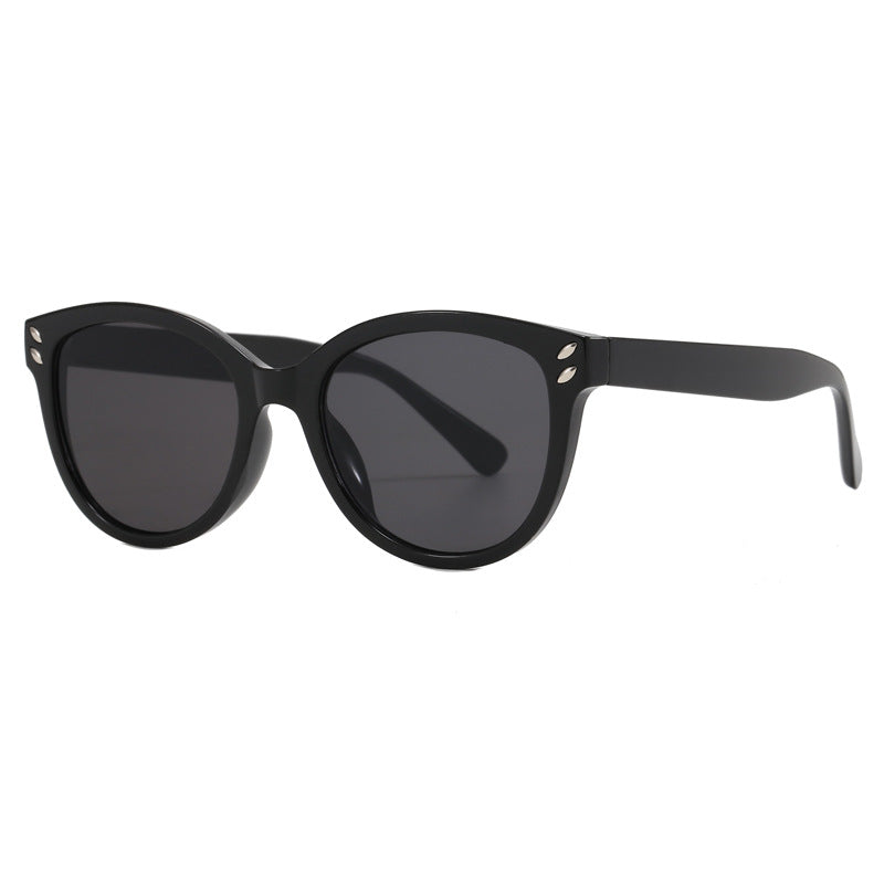 Ladies fashionable designer sunglasses with unique glamour frame Stornfield