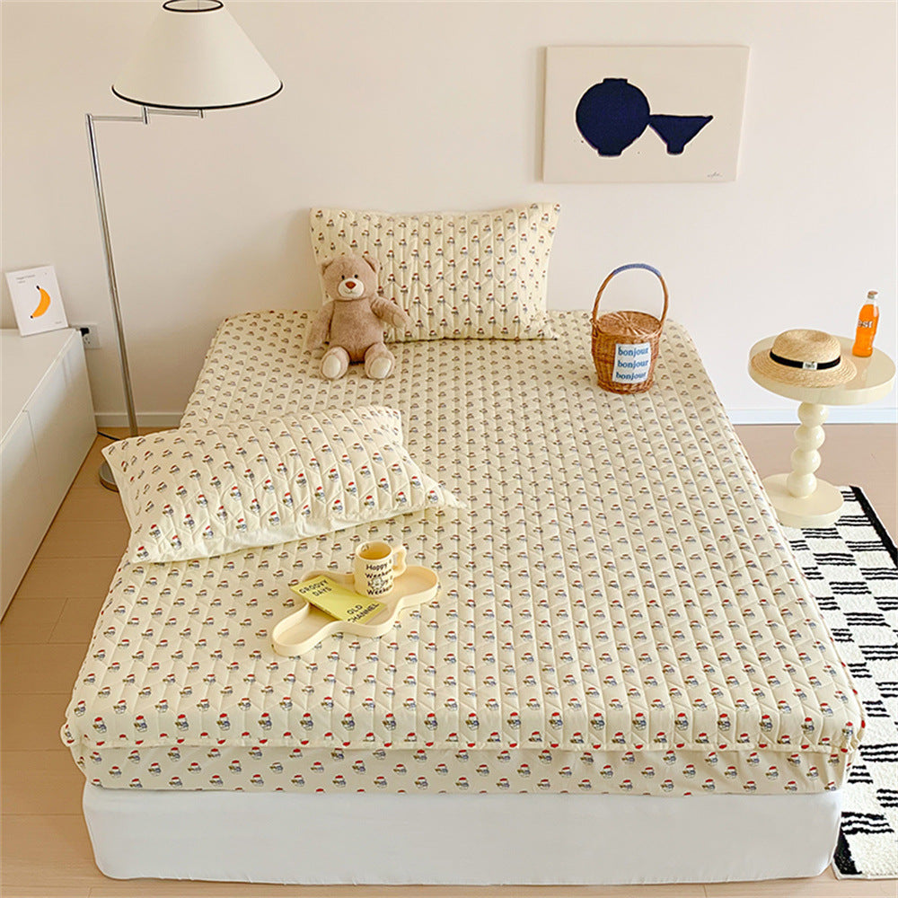 Quilted mattress protector set with microfiber cotton cover and retro dot pattern