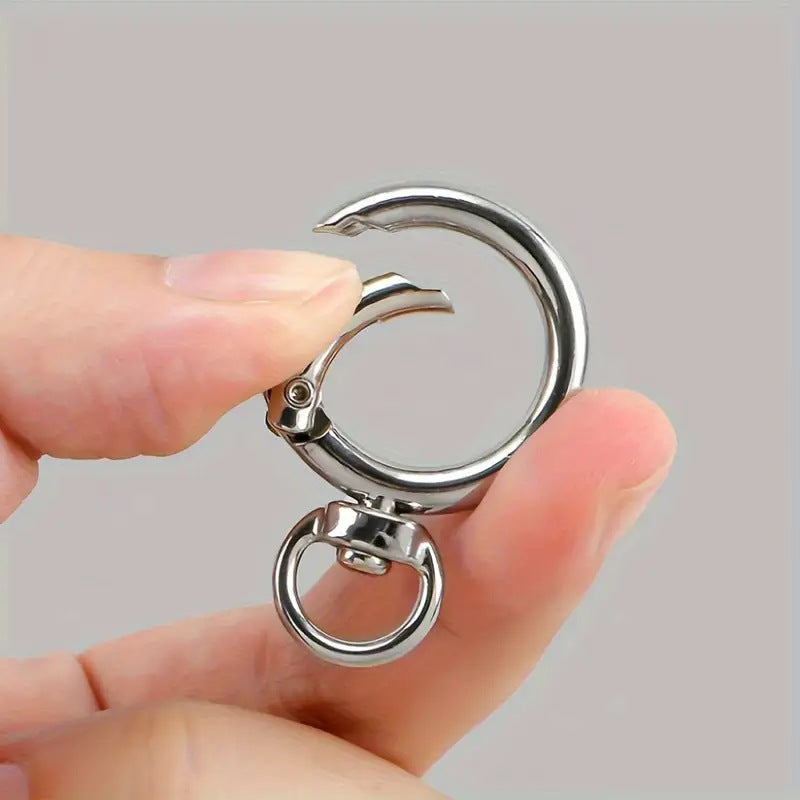 Multi-Functional Metal Keyring Stornfield