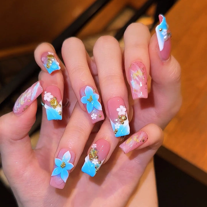 Decorative Floral Press-On Nail Art Set