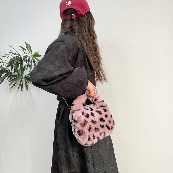 Leopard Print Faux Fur Handheld Bag