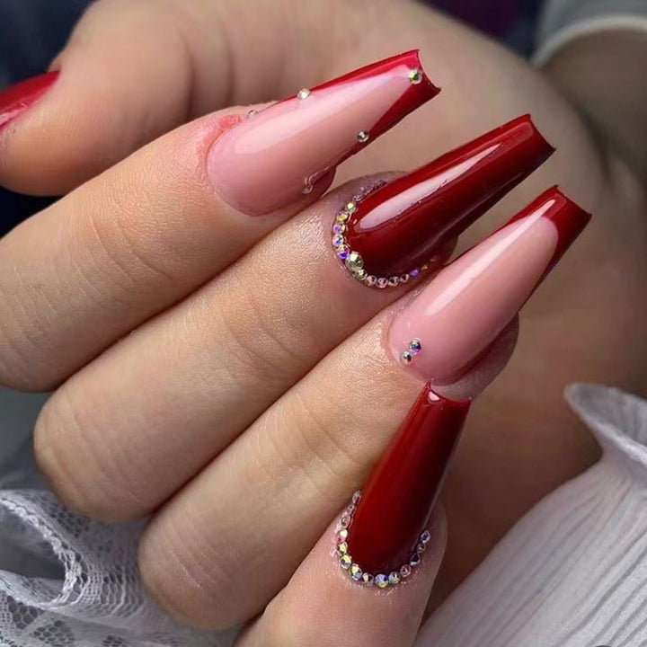 Glamorous artificial nails with elegant accents Stornfield