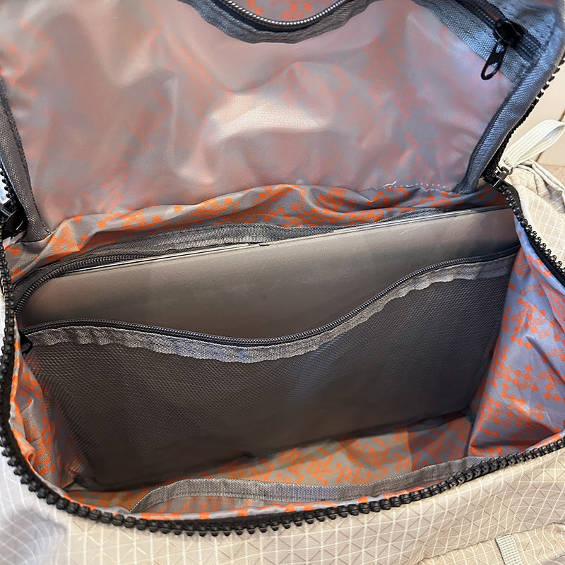 Stylish sports bag with adjustable shoulder strap Stornfield