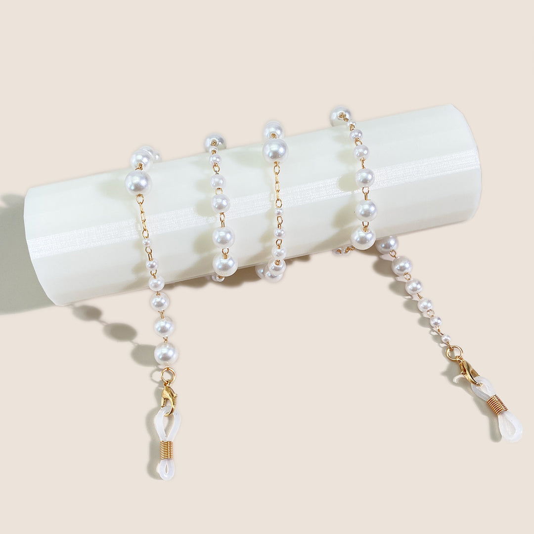 Fashionable cat-eye sunglasses with pearl holder Stornfield