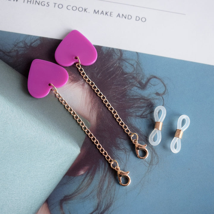Heart-Shaped Dangle Earrings with Gold Chain Stornfield