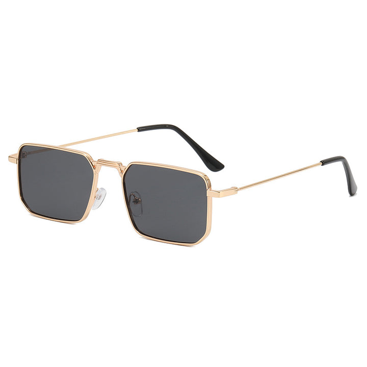 Fashionable Oversized Sunglasses in Retro Style Stornfield