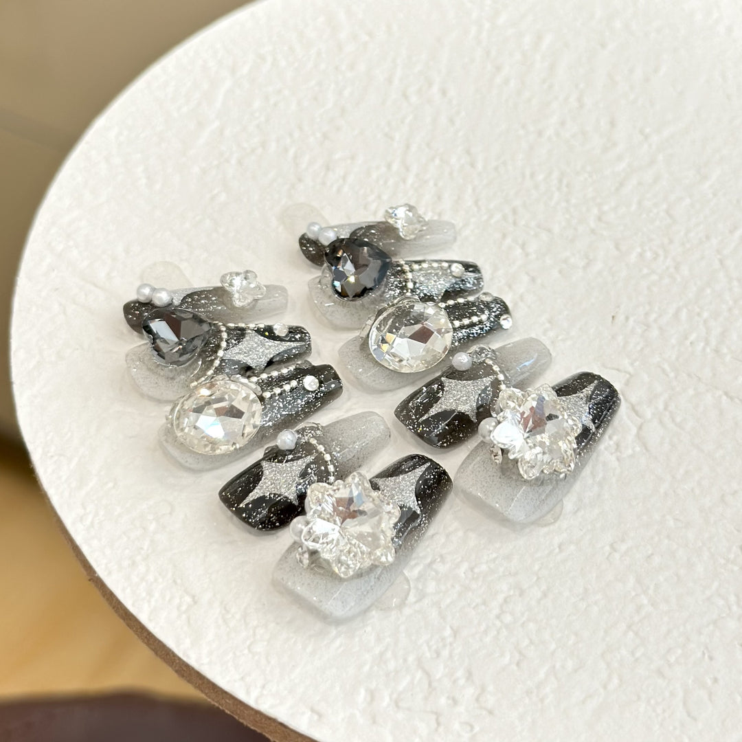 Artistic Glittering Press-On Nail Set