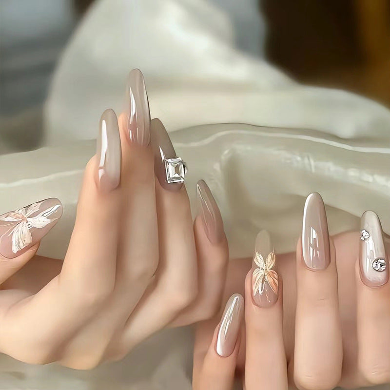 Elegant Press-On Nail Set with Glossy Finish Stornfield