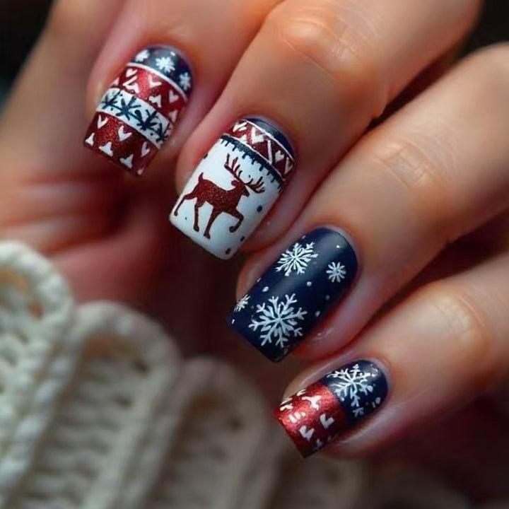 Winter Acrylic Nail Set Stornfield