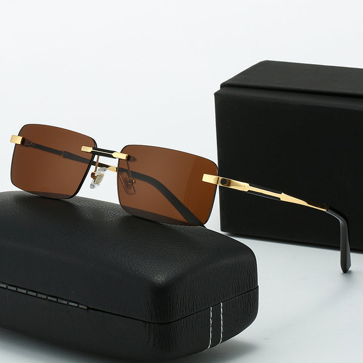 Women's sunglasses in modern rectangular design with luxurious metal elements Stornfield