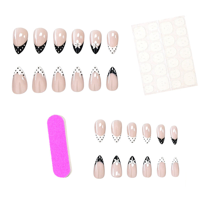 Elegant Black and White Floral Nail Art Extensions Stornfield