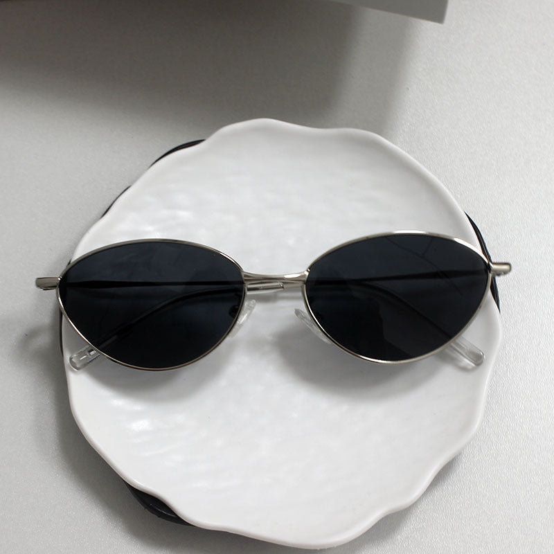 Fashionable Rectangular Glasses with Fine Metal Frame Stornfield