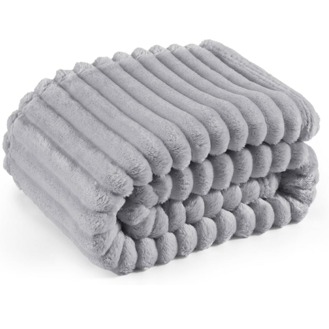 Cozy Plush Throw Blanket Stornfield