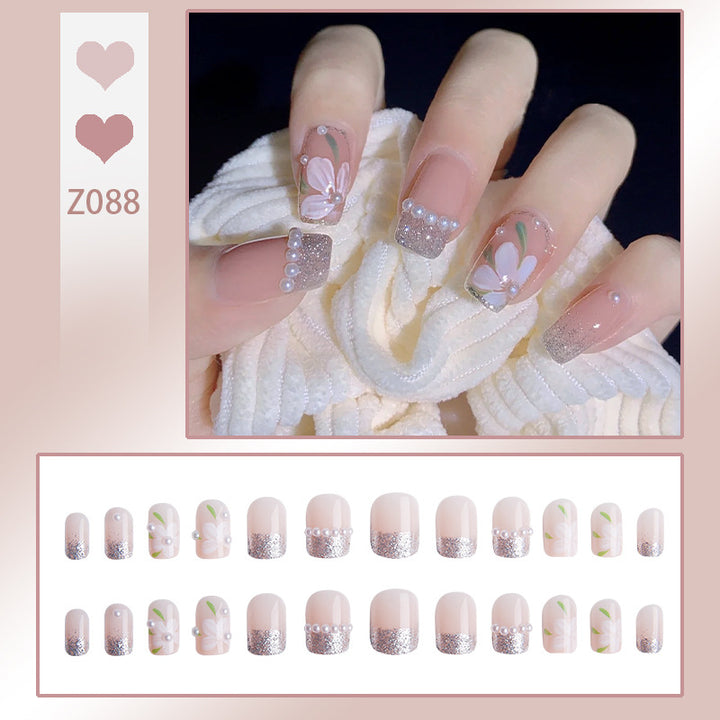 Elegant Floral Design Press-On Nails