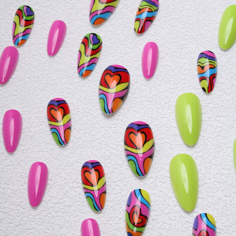 Artistic Heart-Patterned Press-On Nails Stornfield