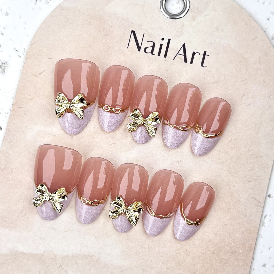 Glamorous Bow-Embellished Press-On Nails