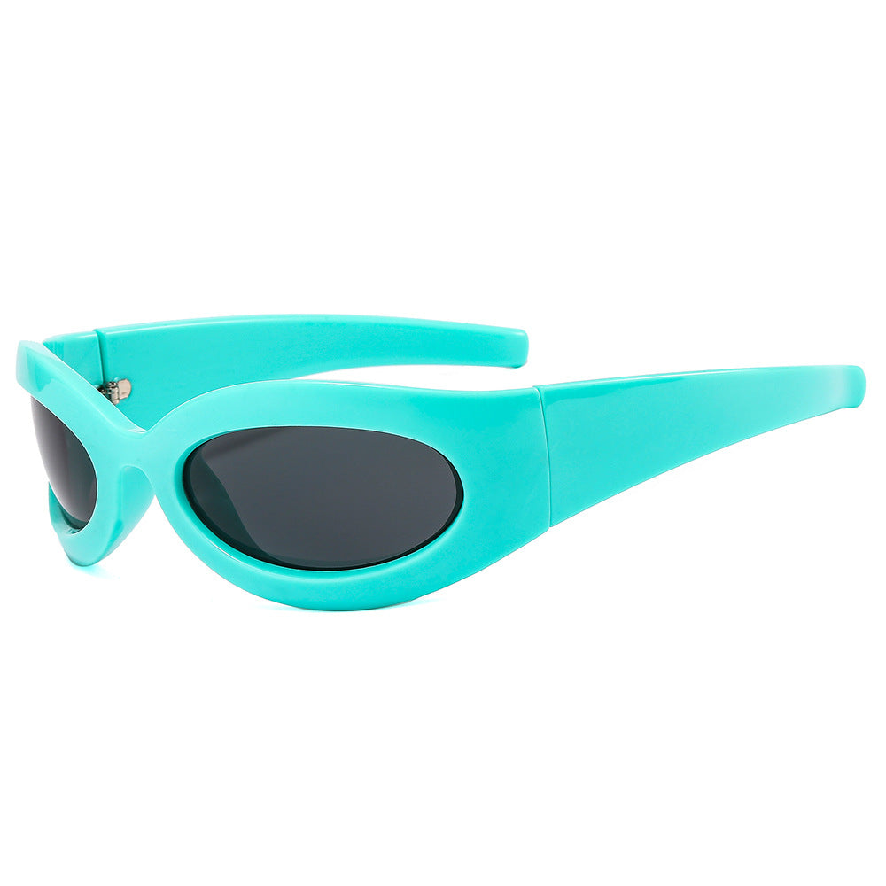 Women’s fashionable sunglasses with oval frame and modern finish Stornfield