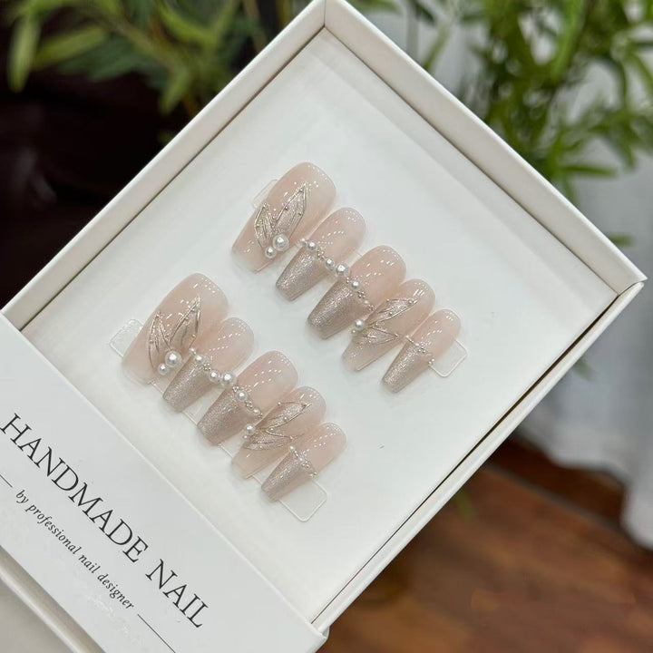 Handmade Press-On Nail Art Set with Pearl and Metallic Accents