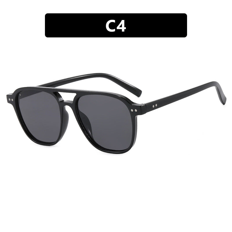 Women’s modern square sunglasses with robust design and UV protection Stornfield