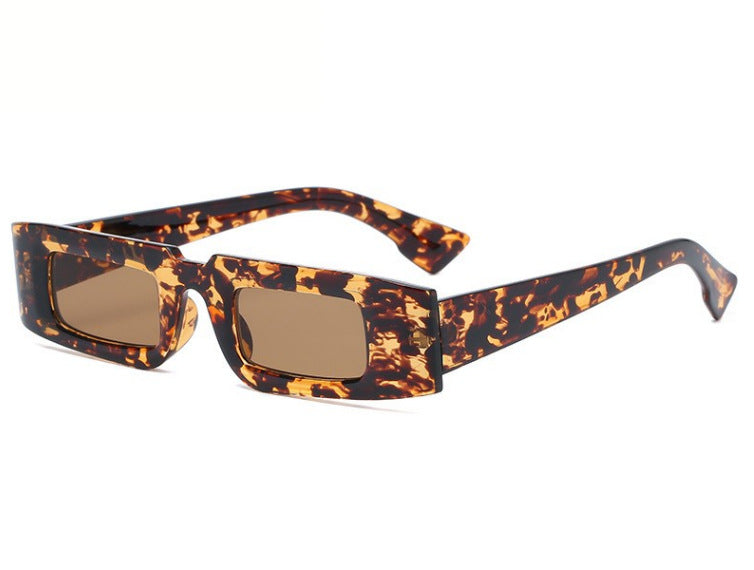 Women's vintage-inspired geometric design sunglasses Stornfield