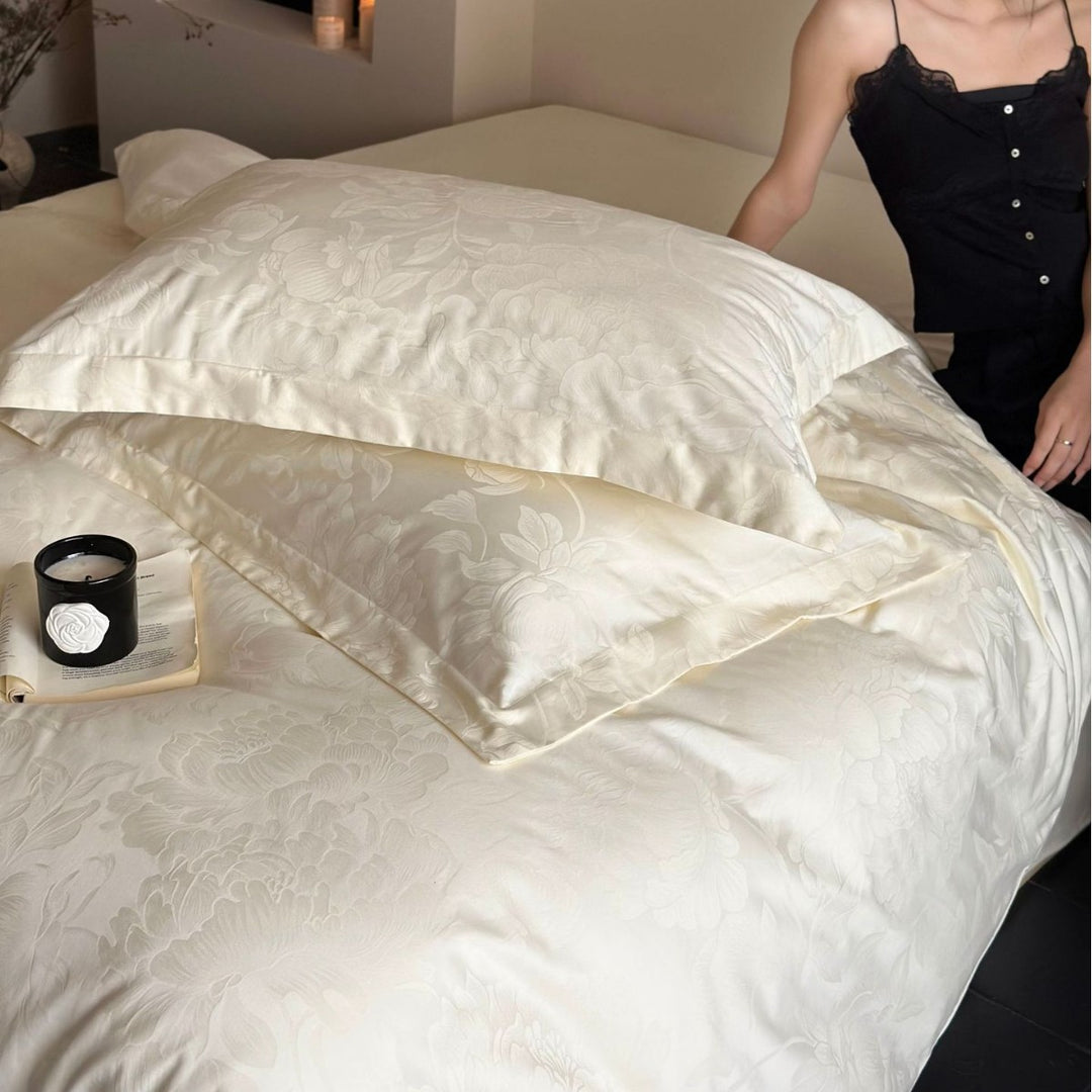 Jacquard bedding set made of cotton satin with floral relief structure Stornfield