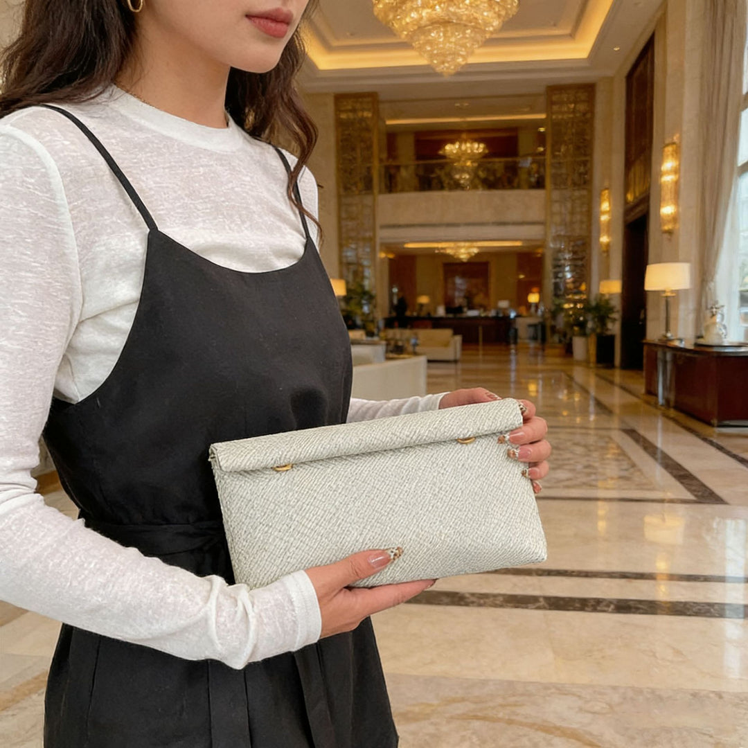 WoElegant Textured Clutch Stornfield