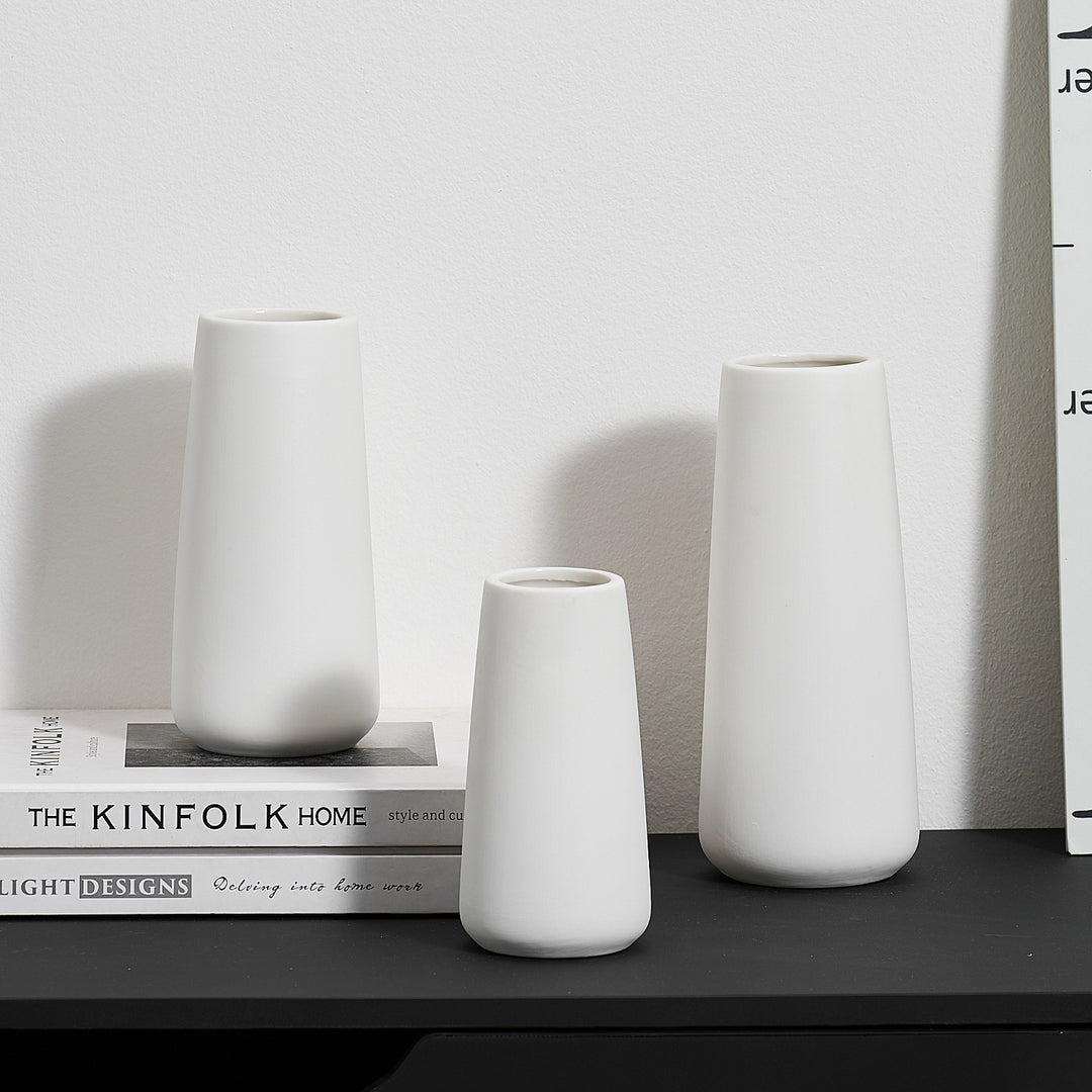 Decorative ceramic carafe Stornfield