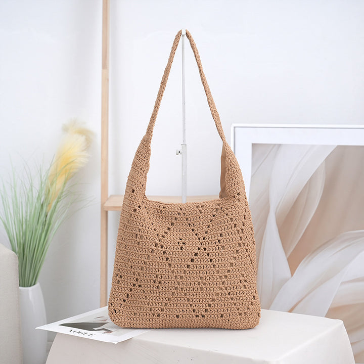 Handcrafted straw shoulder bag Stornfield