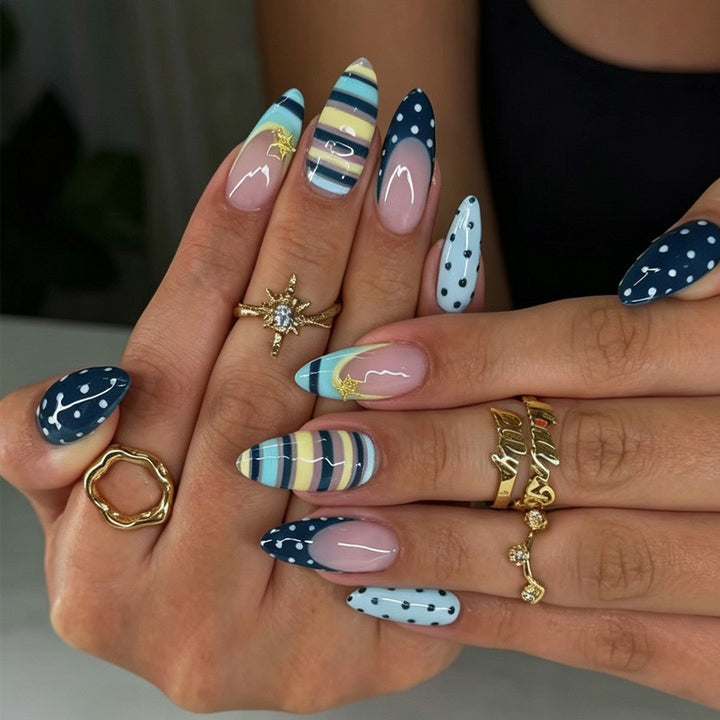 Artificial nail set with elegant stripe and dot design Stornfield