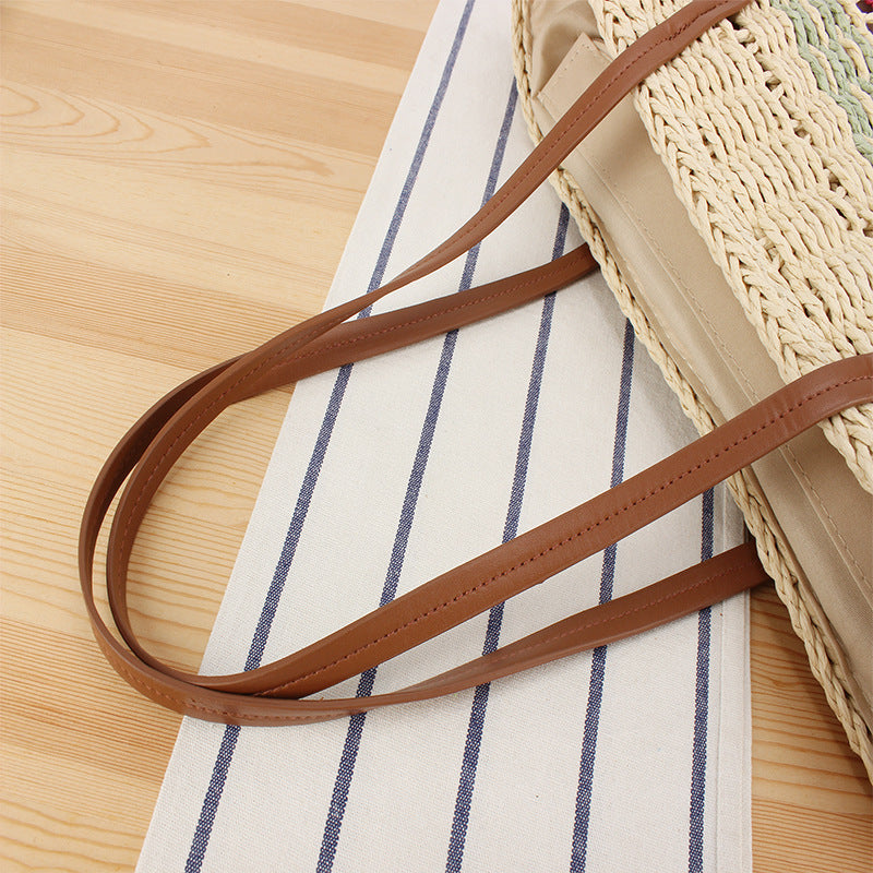 Fashionable straw bag with leather details Stornfield