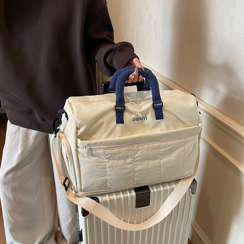 Shoulder bag with insulated compartments and sturdy design Stornfield