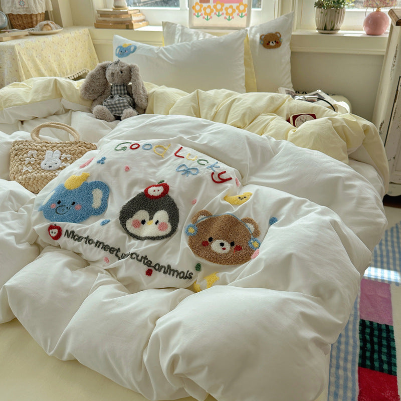 Children's Playful Animal-Themed Bedding Set