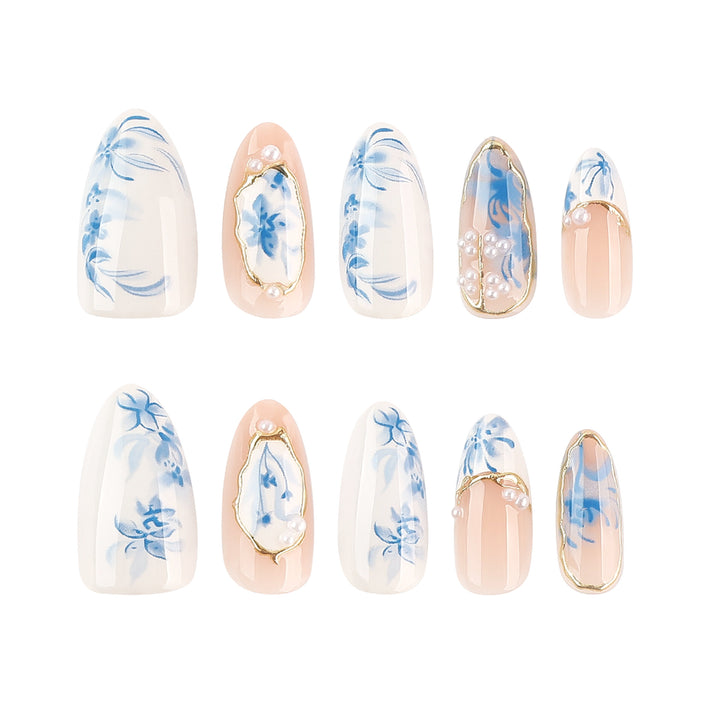 Elegant Artificial Nail Design with Floral Pattern Stornfield